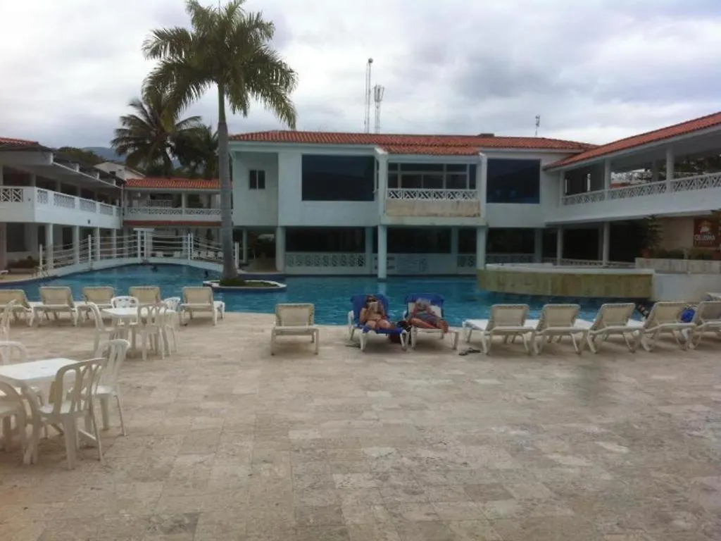 פוארטו פלטה Celuisma Playa Dorada All Inclusive מלון