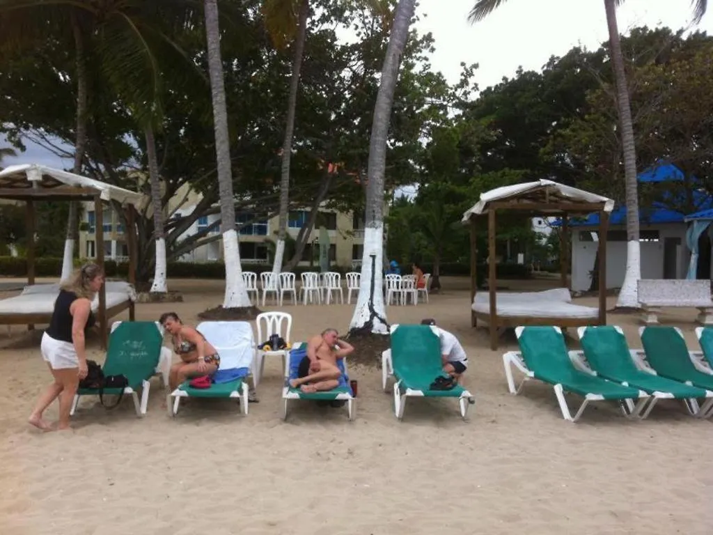 פוארטו פלטה Celuisma Playa Dorada All Inclusive