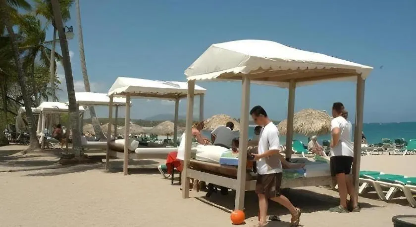 מלון פוארטו פלטה Celuisma Playa Dorada All Inclusive
