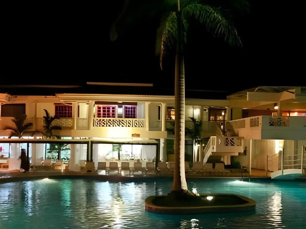 פוארטו פלטה Celuisma Playa Dorada All Inclusive 4*, פוארטו פלטה